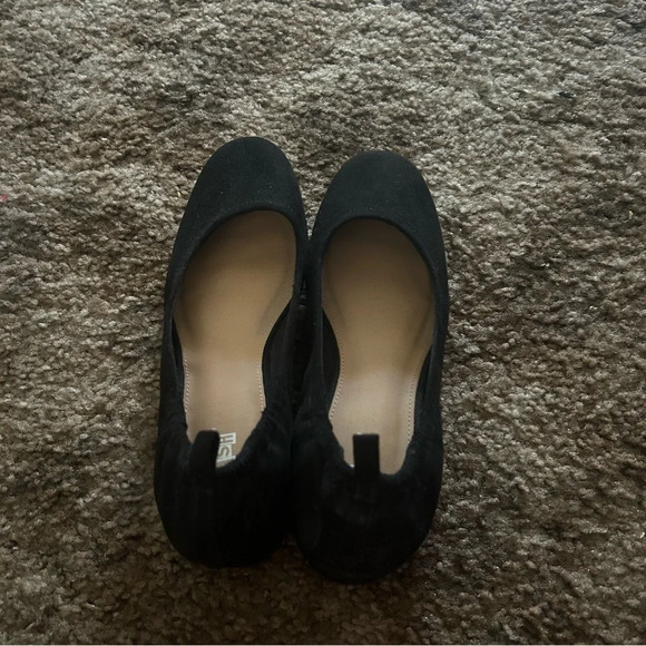 Brash Black Slip on dress shoes with small heel Size 9 worn once - Picture 7 of 9